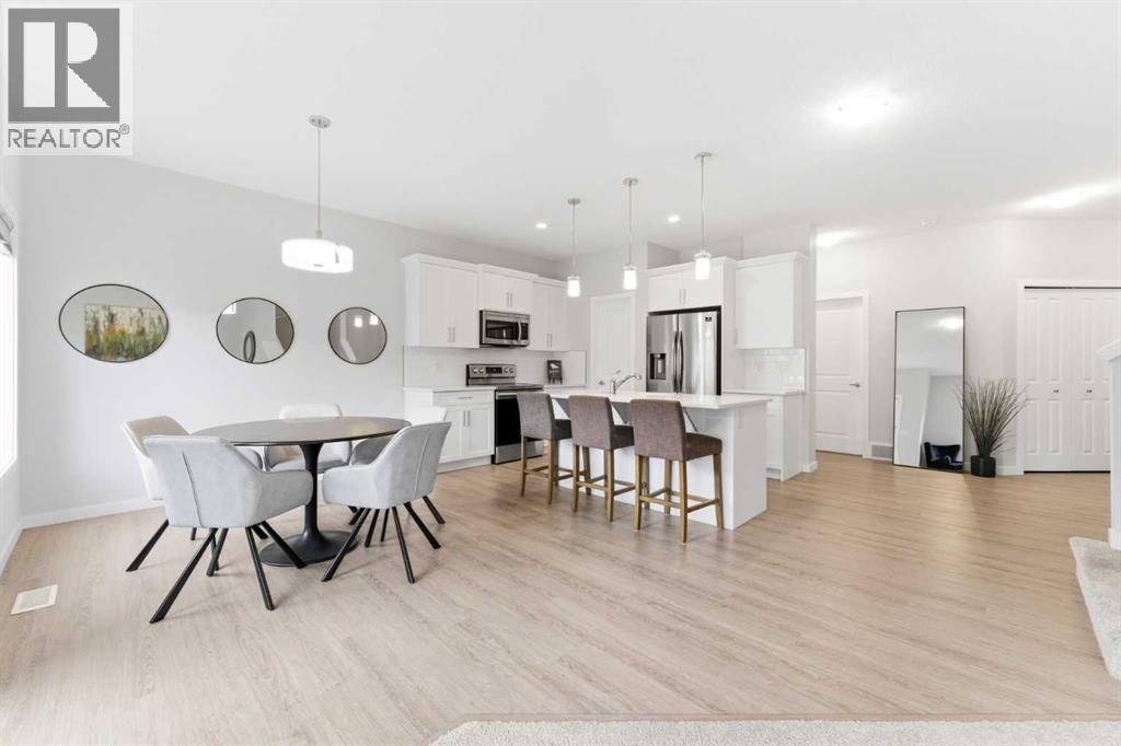 69 Legacy Manor Se, Calgary, Alberta  T2X 2E9 - Photo 9 - A2302444