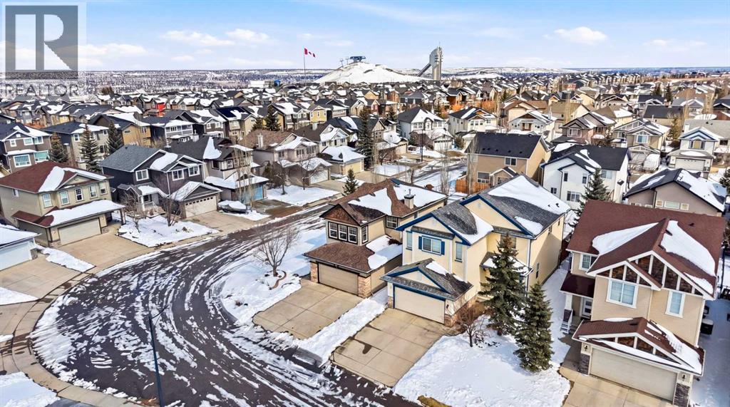 101 Cougarstone Manor SW, Calgary, Alberta  T3H 5N5 - Photo 38 - A2302495