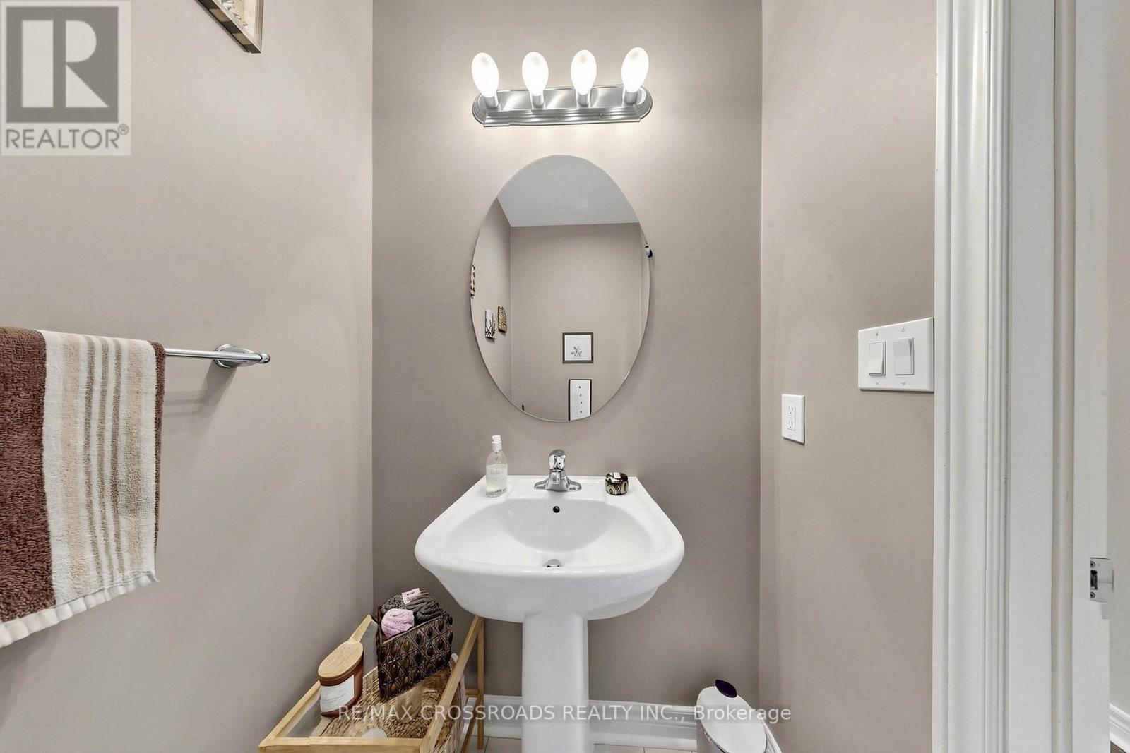 6 Angela Street, Bradford West Gwillimbury (Bradford), Ontario  L3Z 0A2 - Photo 15 - N13030722