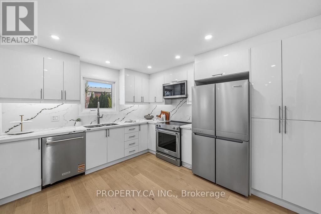 217 Hampton Court, Newmarket, Ontario  L3Y 6J5 - Photo 17 - N13030742