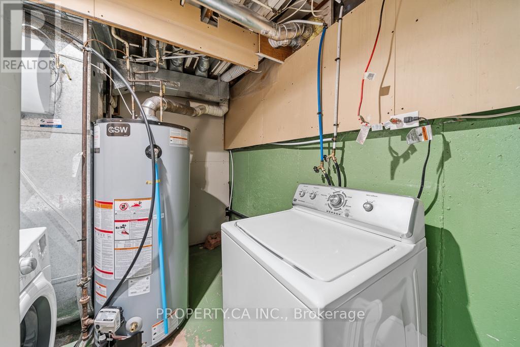 217 Hampton Court, Newmarket, Ontario  L3Y 6J5 - Photo 38 - N13030742