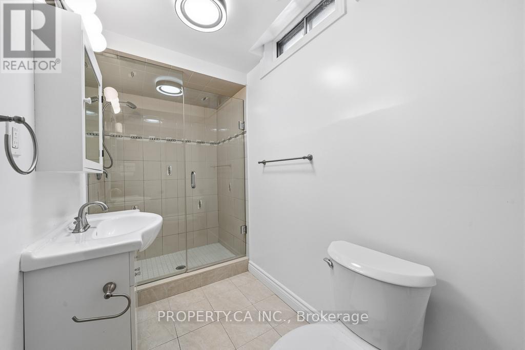 217 Hampton Court, Newmarket, Ontario  L3Y 6J5 - Photo 40 - N13030742