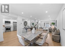 217 HAMPTON COURT, Newmarket, Ontario