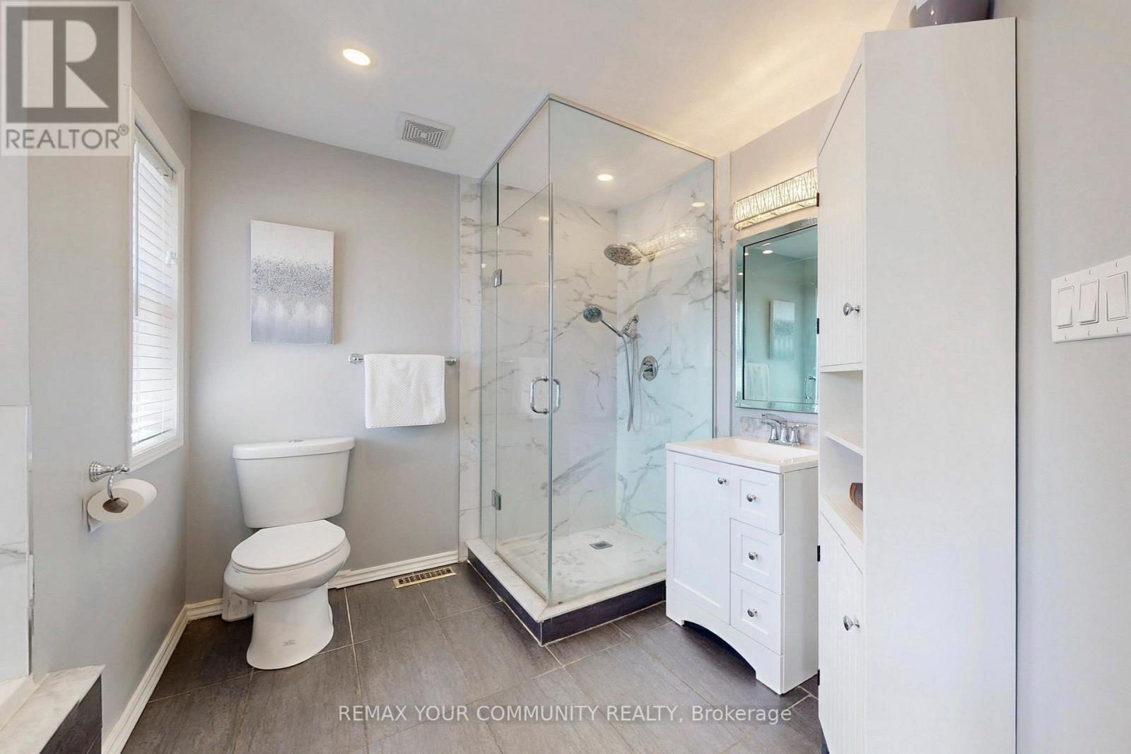 54 English Oak Drive, Richmond Hill, Ontario  L4E 3W2 - Photo 13 - N13030744