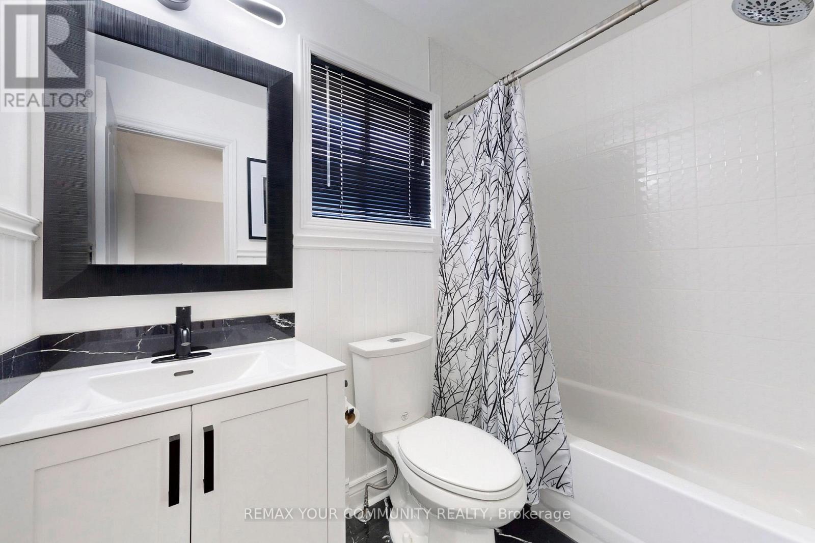 54 English Oak Drive, Richmond Hill, Ontario  L4E 3W2 - Photo 17 - N13030744