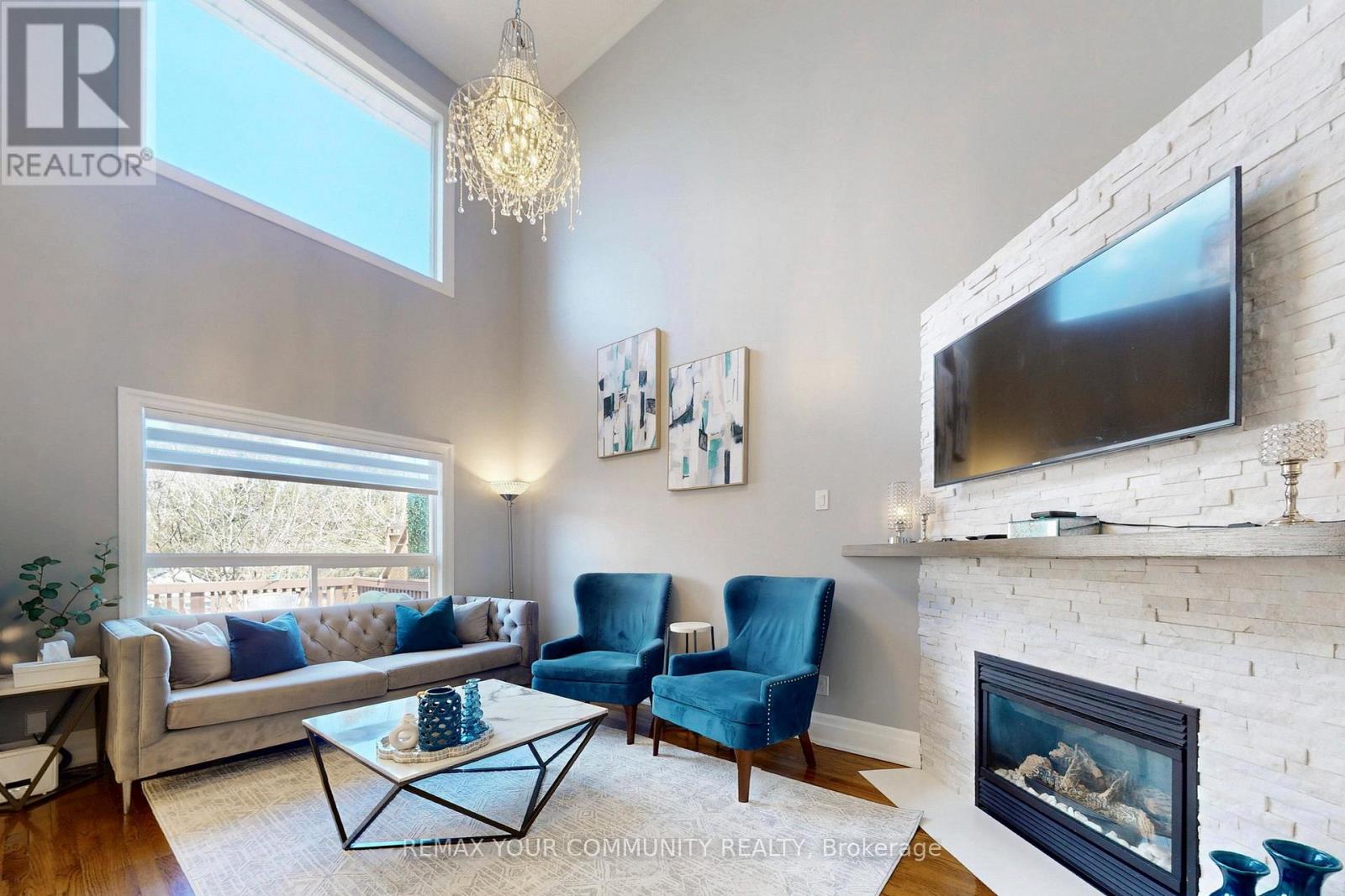 54 English Oak Drive, Richmond Hill, Ontario  L4E 3W2 - Photo 7 - N13030744