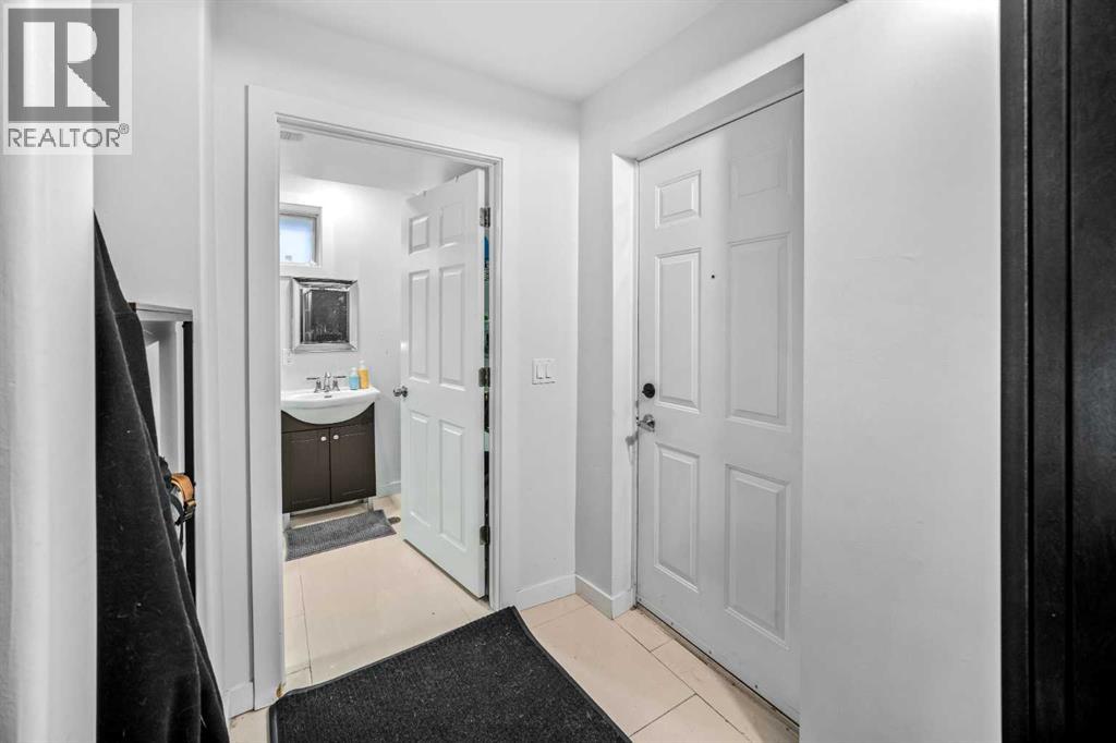 5516 Taylor Crescent NE, Calgary, Alberta  T2K 3V8 - Photo 21 - A2302540