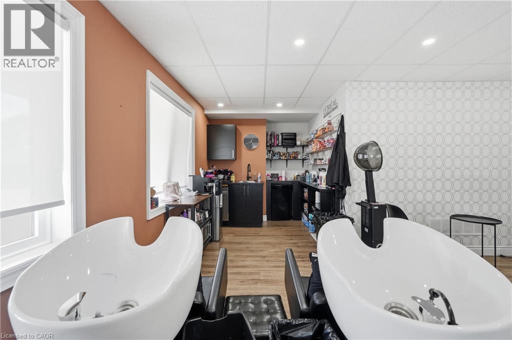 19 King Street W, Stoney Creek, Ontario  L8G 1H1 - Photo 12 - 40823196