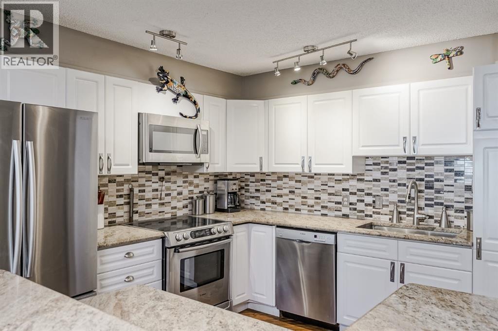 25, 200 Sandstone Drive Nw, Calgary, Alberta  T3K 4N7 - Photo 12 - A2302667