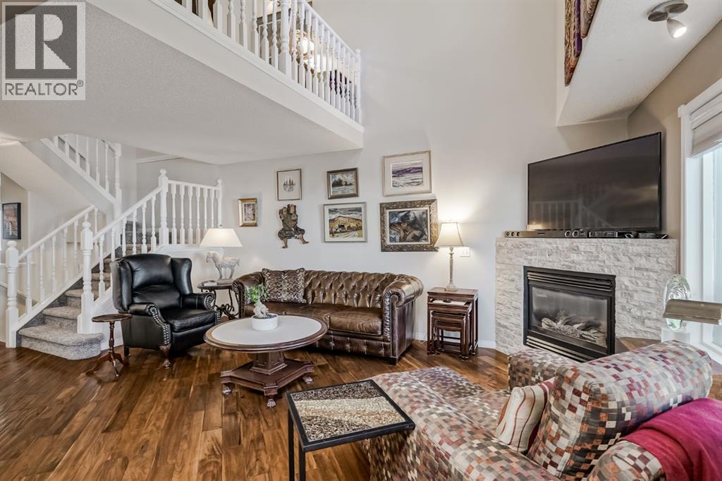 25, 200 Sandstone Drive Nw, Calgary, Alberta  T3K 4N7 - Photo 3 - A2302667