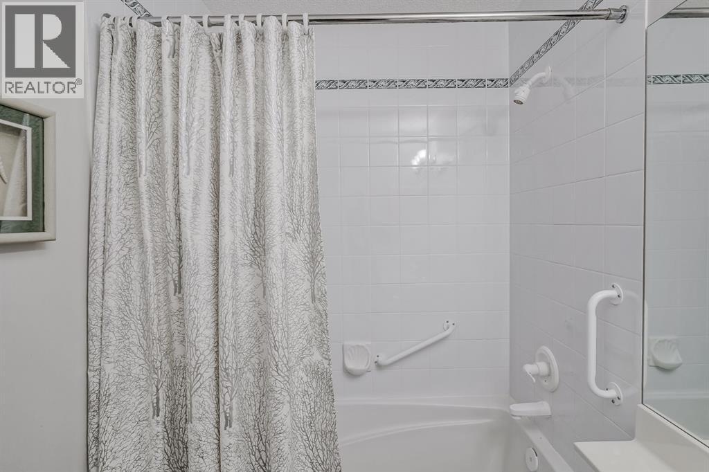 25, 200 Sandstone Drive Nw, Calgary, Alberta  T3K 4N7 - Photo 29 - A2302667