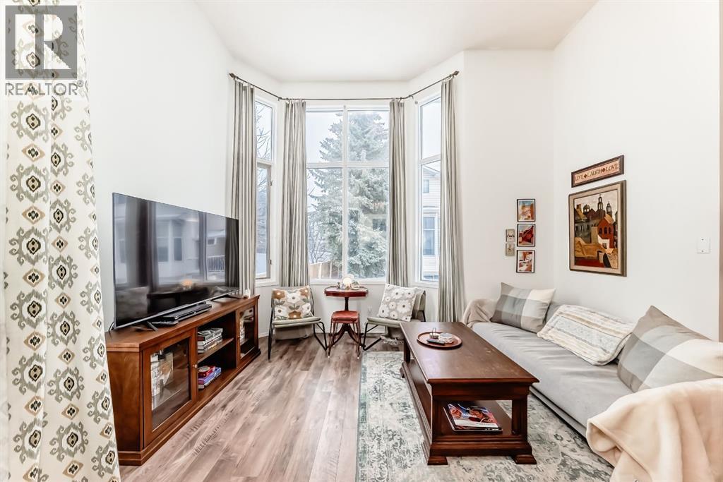 424 Hawkstone Manor Nw, Calgary, Alberta  T3G 3X2 - Photo 17 - A2302779