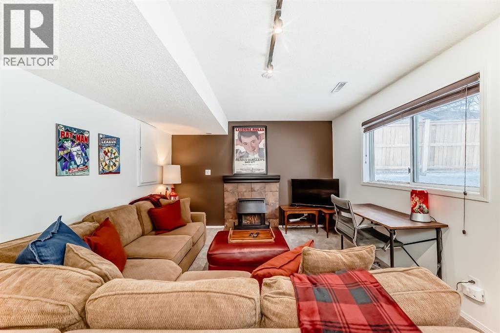 424 Hawkstone Manor Nw, Calgary, Alberta  T3G 3X2 - Photo 40 - A2302779