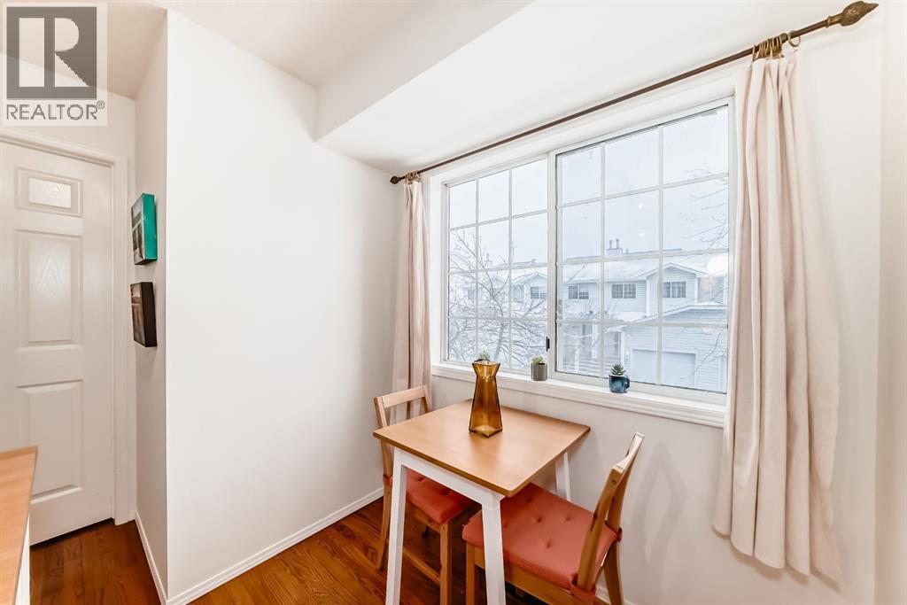 424 Hawkstone Manor Nw, Calgary, Alberta  T3G 3X2 - Photo 9 - A2302779