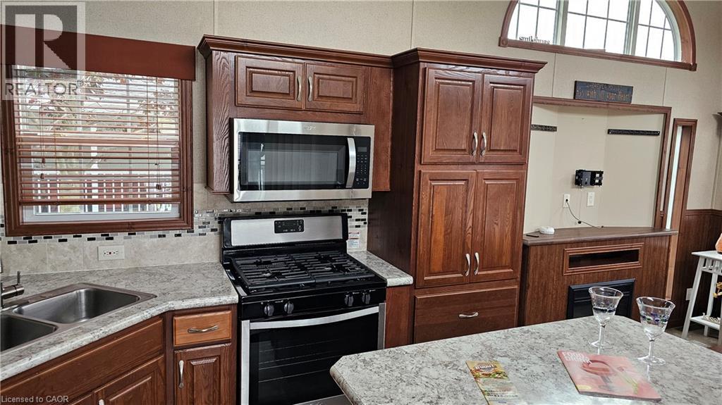 274 Front Road Unit# 88, St. Williams, Ontario  N0E 1P0 - Photo 4 - 40823231