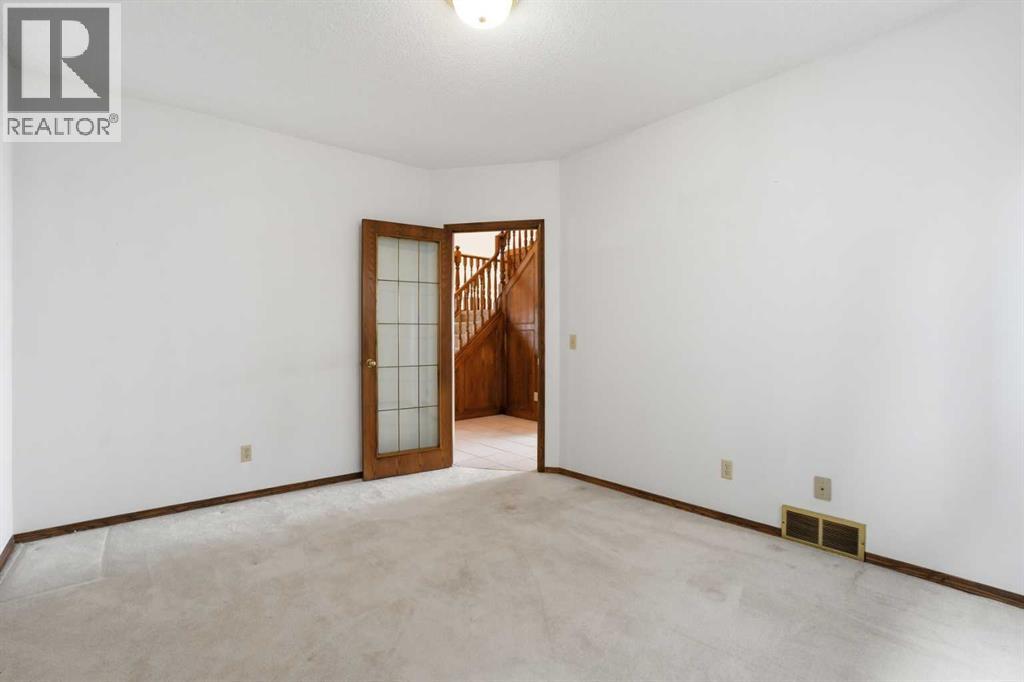 163 Sandringham Road NW, Calgary, Alberta  T3K 3Y5 - Photo 22 - A2302839