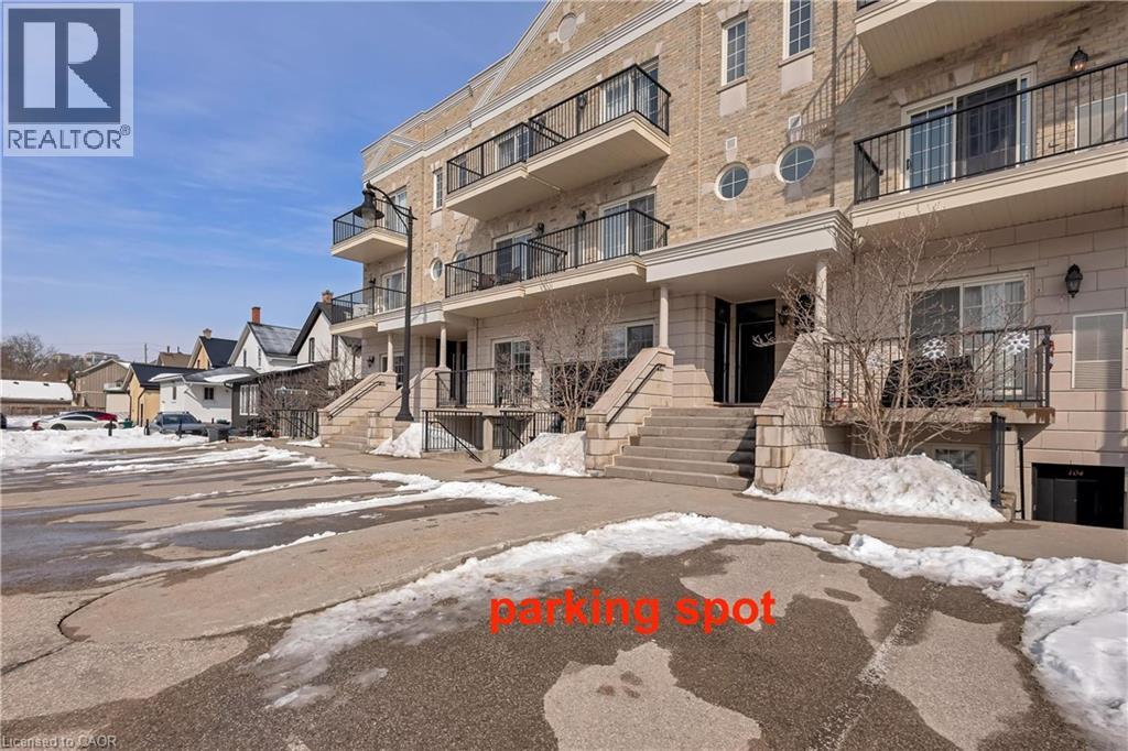 133 Park Street Unit# 304, Waterloo, Ontario  N2L 0B2 - Photo 2 - 40823255