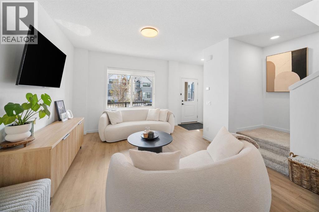 21 Sage Hill Path Nw, Calgary, Alberta  T3R 2A7 - Photo 4 - A2303335