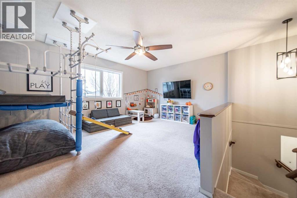 17 Hidden Close NW, Calgary, Alberta  T3A 5P4 - Photo 21 - A2303389