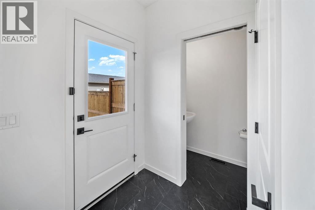 21 Sage Hill Path Nw, Calgary, Alberta  T3R 2A7 - Photo 15 - A2303335