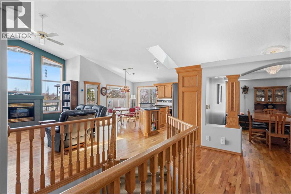 15 Cambridge Glen Drive, Strathmore, Alberta  T1P 1N3 - Photo 7 - A2303433