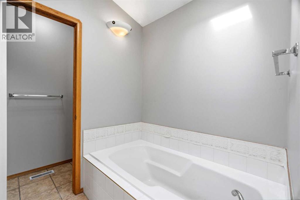 15 Cambridge Glen Drive, Strathmore, Alberta  T1P 1N3 - Photo 26 - A2303433