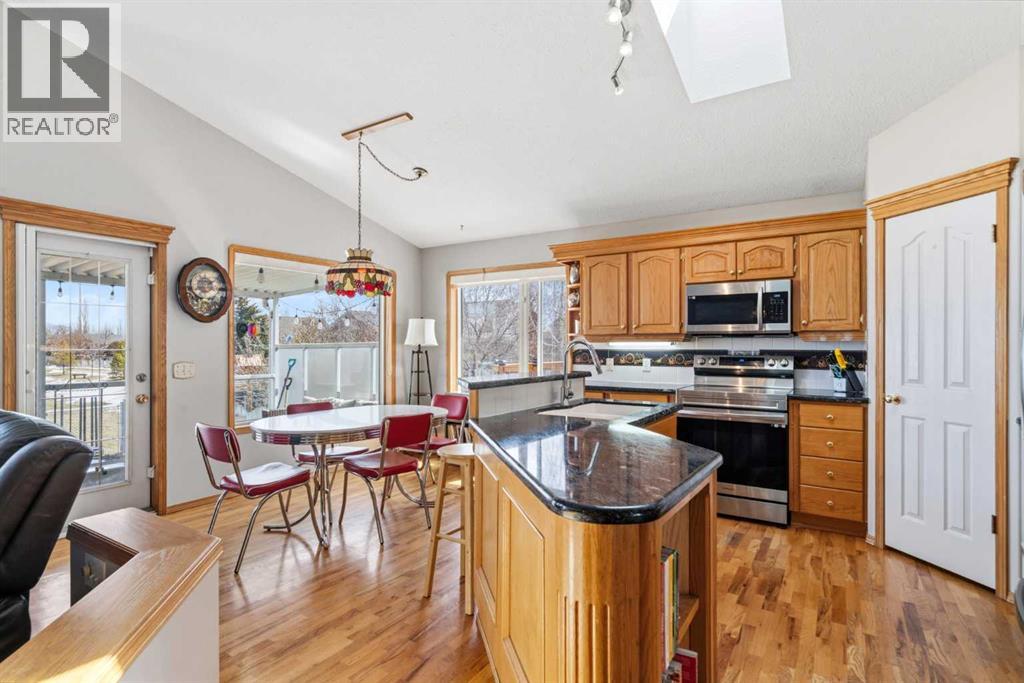 15 Cambridge Glen Drive, Strathmore, Alberta  T1P 1N3 - Photo 17 - A2303433