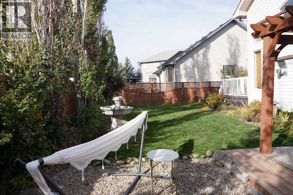 611 Cavendish Beach Bay, Chestermere, Alberta  T1X 1H9 - Photo 4 - A2303442