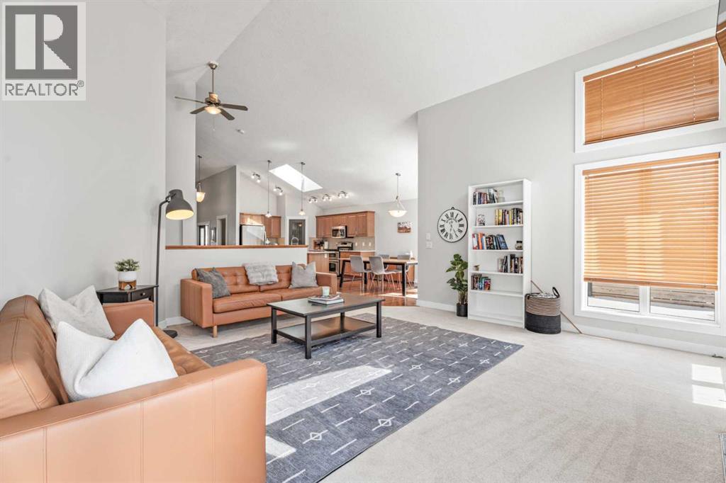 611 Cavendish Beach Bay, Chestermere, Alberta  T1X 1H9 - Photo 22 - A2303442