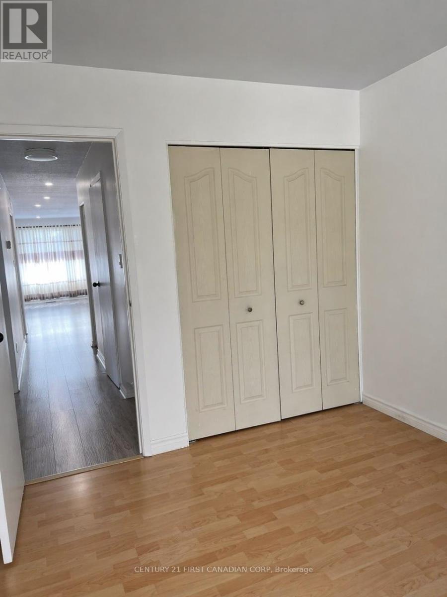 12 Wenlock Crescent, London North, Ontario  N6G 3B6 - Photo 16 - X13030266