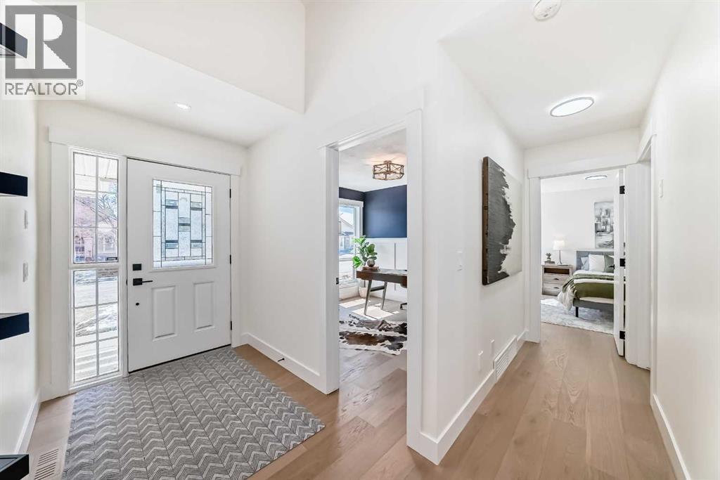 206 Hawkside Mews Nw, Calgary, Alberta  T3G 3K9 - Photo 3 - A2304048