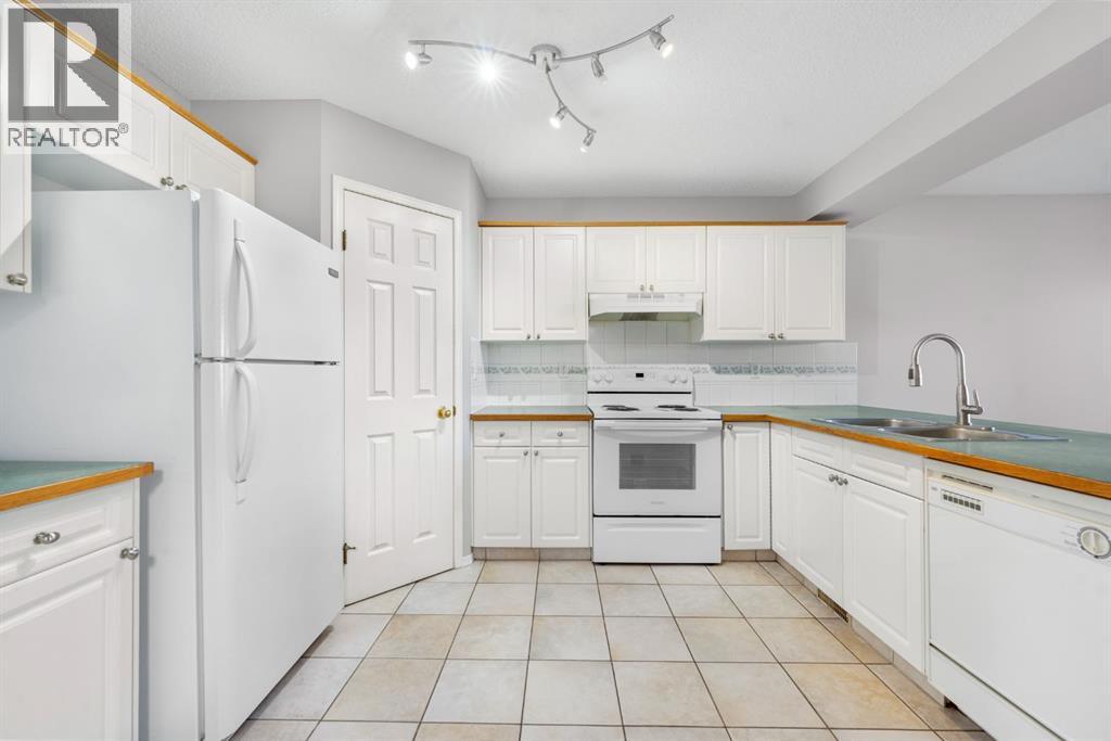 45 Country Hills Crescent Nw, Calgary, Alberta  T3K 5A8 - Photo 13 - A2304090