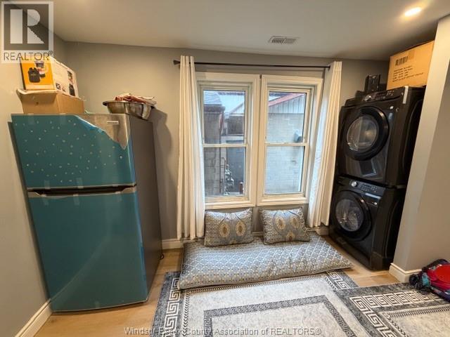 25 Giles Boulevard Unit# Main Level, Windsor, Ontario  N9A 4B6 - Photo 15 - 26008214