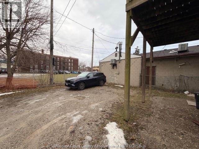 25 Giles Boulevard Unit# Main Level, Windsor, Ontario  N9A 4B6 - Photo 4 - 26008214