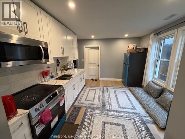 25 Giles Boulevard Unit# Main Level, Windsor, Ontario  N9A 4B6 - Photo 7 - 26008214