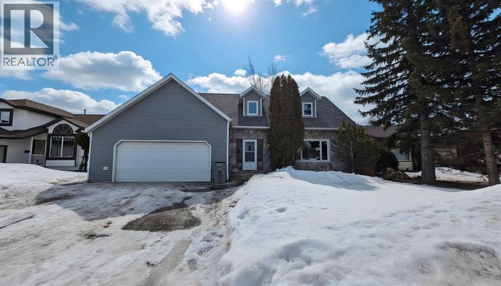 8909 102 Avenue, Grande Prairie, Alberta  T8X 1E9 - Photo 1 - A2300861