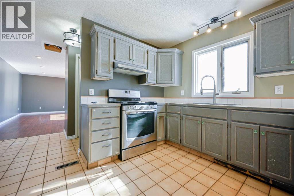 8909 102 Avenue, Grande Prairie, Alberta  T8X 1E9 - Photo 10 - A2300861