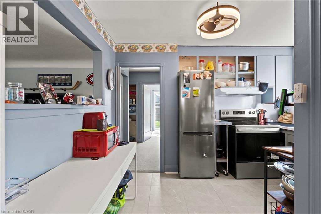 25 East 39th Street, Hamilton, Ontario  L8V 4G9 - Photo 7 - 40819578