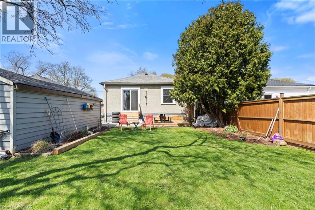 25 East 39th Street, Hamilton, Ontario  L8V 4G9 - Photo 16 - 40819578