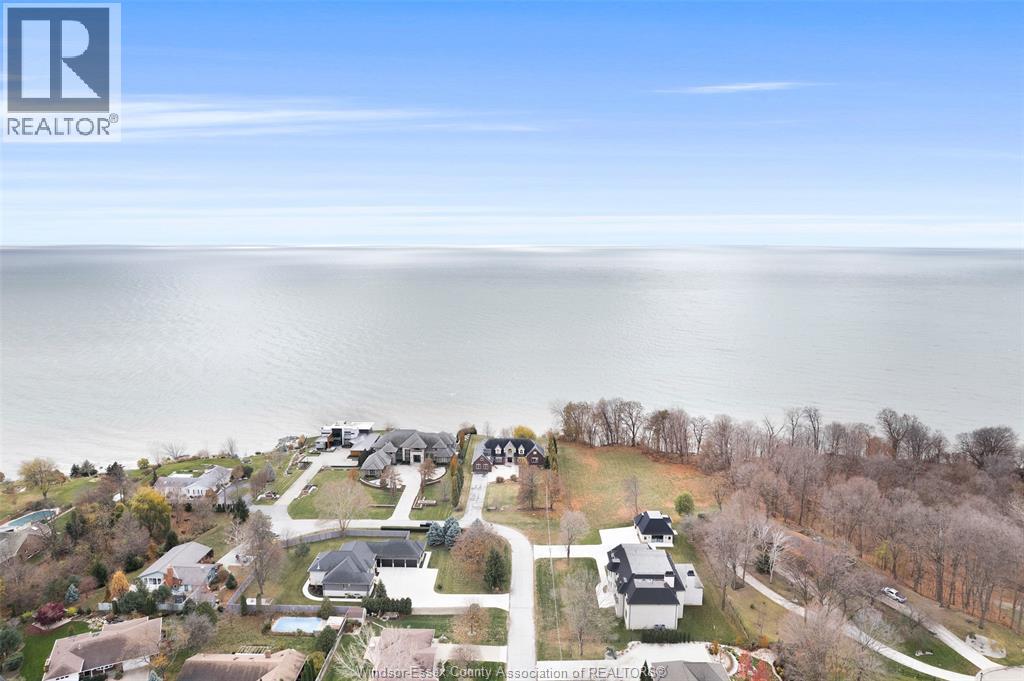 2055 Hickory Lane, Kingsville, Ontario  N9Y 2X9 - Photo 3 - 26008917