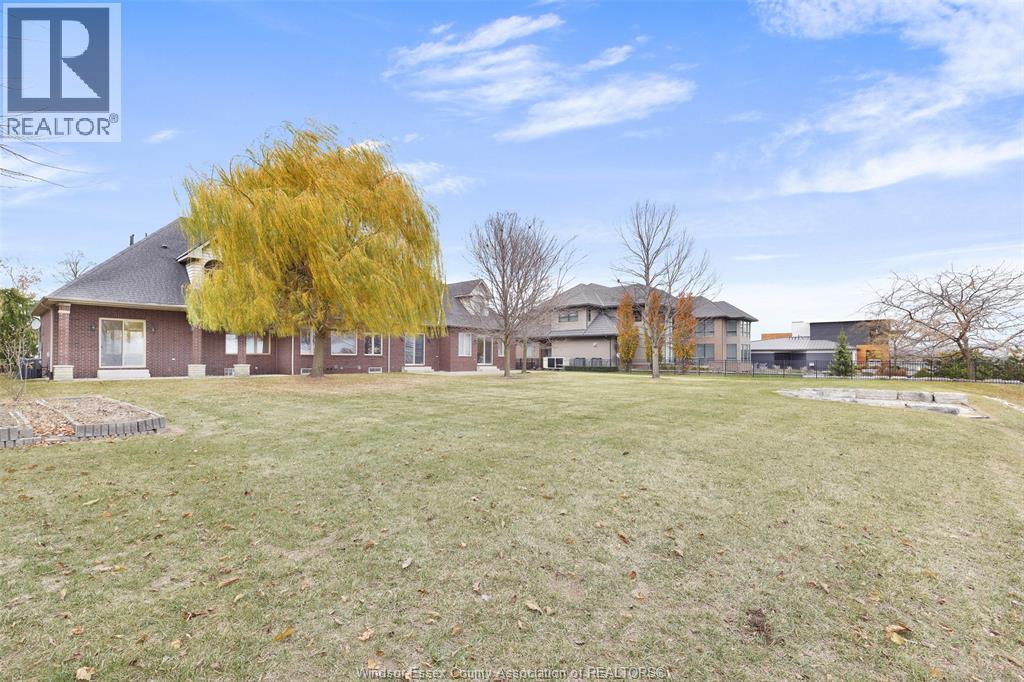 2055 Hickory Lane, Kingsville, Ontario  N9Y 2X9 - Photo 9 - 26008917