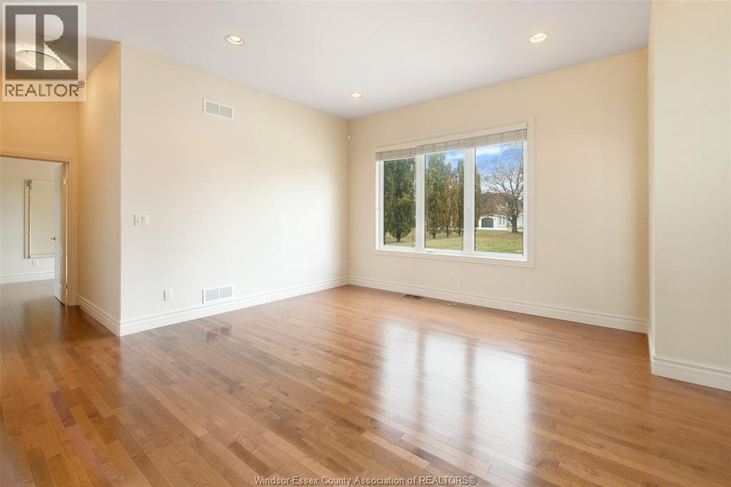 2055 Hickory Lane, Kingsville, Ontario  N9Y 2X9 - Photo 12 - 26008917