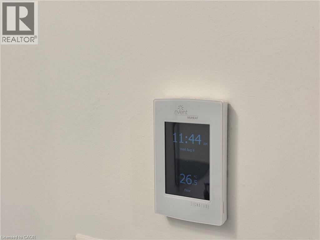 2060 Lakeshore Road Unit# 405, Burlington, Ontario  L7R 0G2 - Photo 23 - 40822889