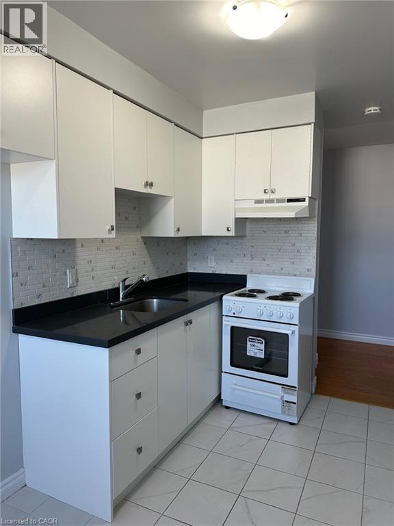 15 Mowat Boulevard Unit# 14, Kitchener, Ontario  N2E 1J1 - Photo 3 - 40823123