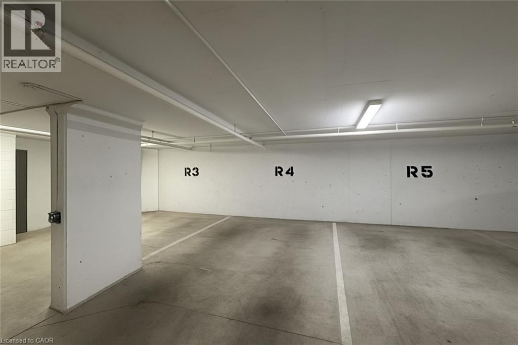 2060 Lakeshore Road Unit# 405, Burlington, Ontario  L7R 0G2 - Photo 32 - 40822889