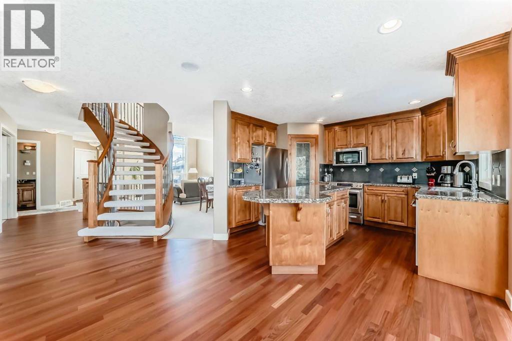 273 Everglade Circle SW, Calgary, Alberta  T2Y 4M8 - Photo 13 - A2290246