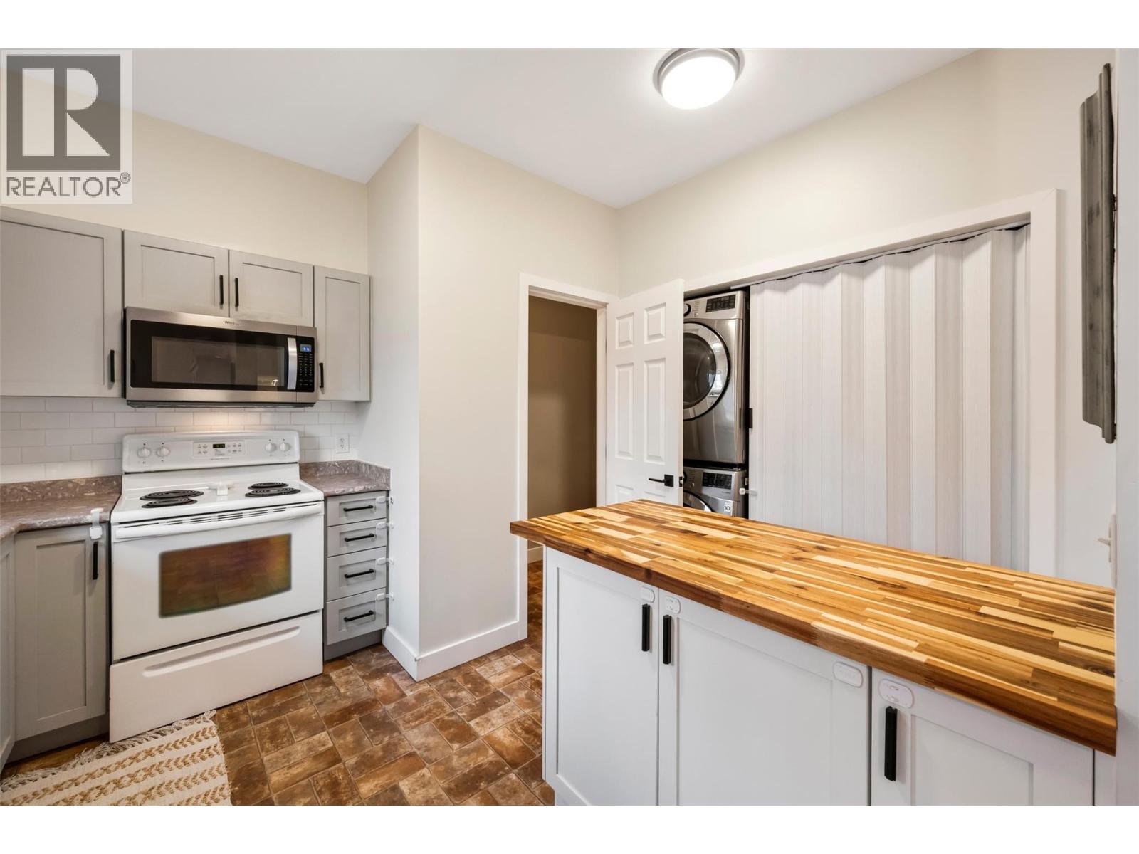 48 Galt Avenue Unit# 127, Penticton, British Columbia  V2A 9C3 - Photo 10 - 10379128