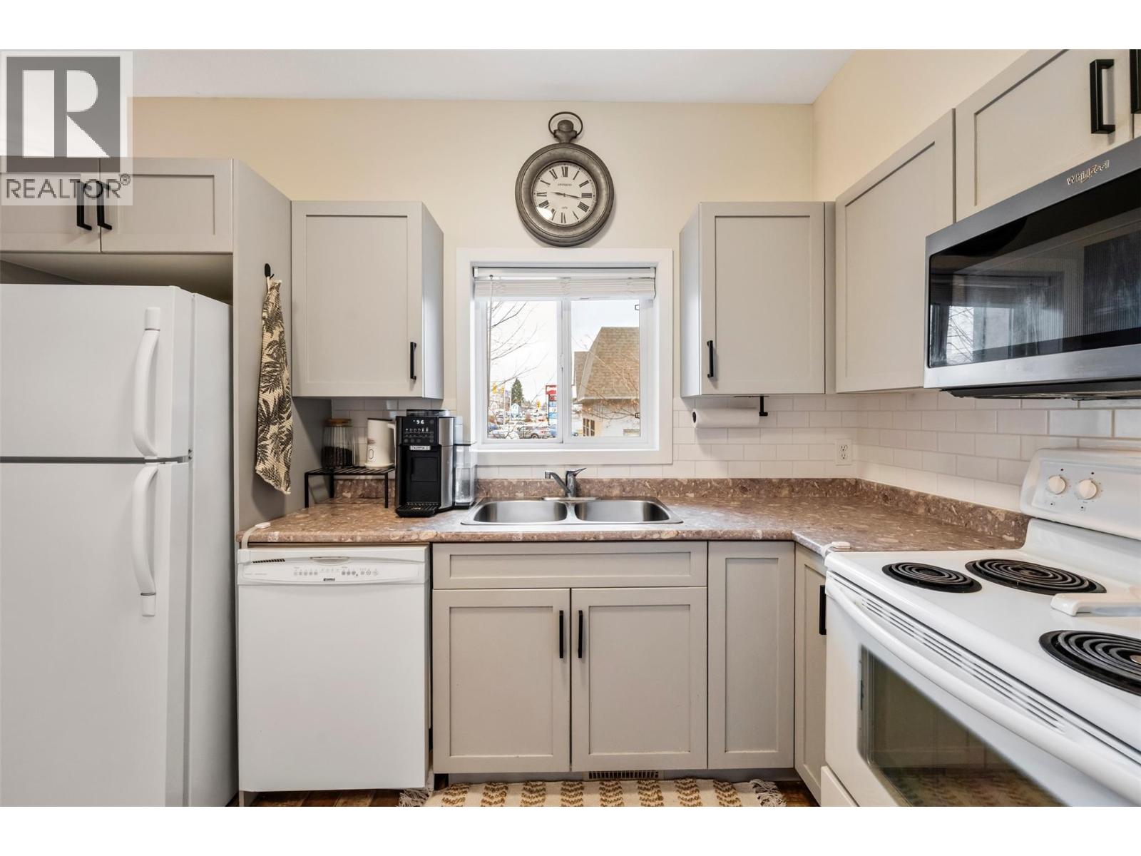 48 Galt Avenue Unit# 127, Penticton, British Columbia  V2A 9C3 - Photo 13 - 10379128