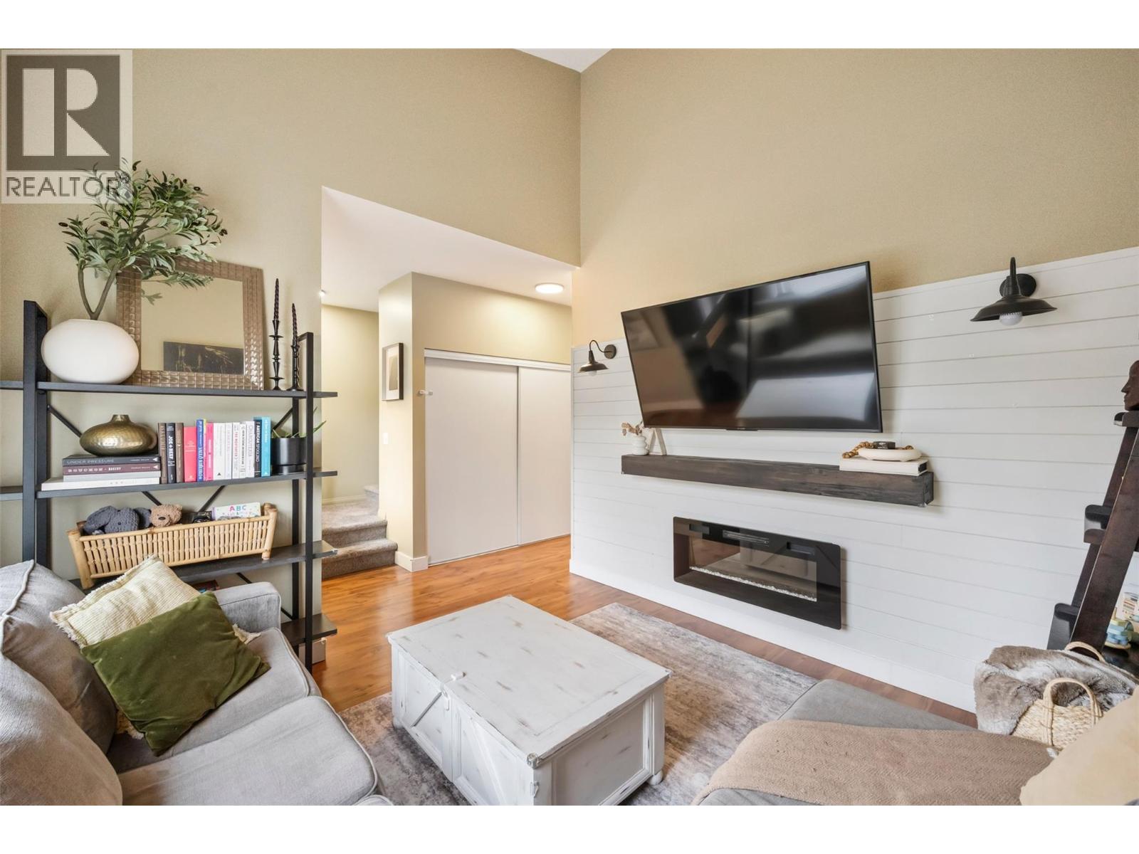 48 Galt Avenue Unit# 127, Penticton, British Columbia  V2A 9C3 - Photo 3 - 10379128