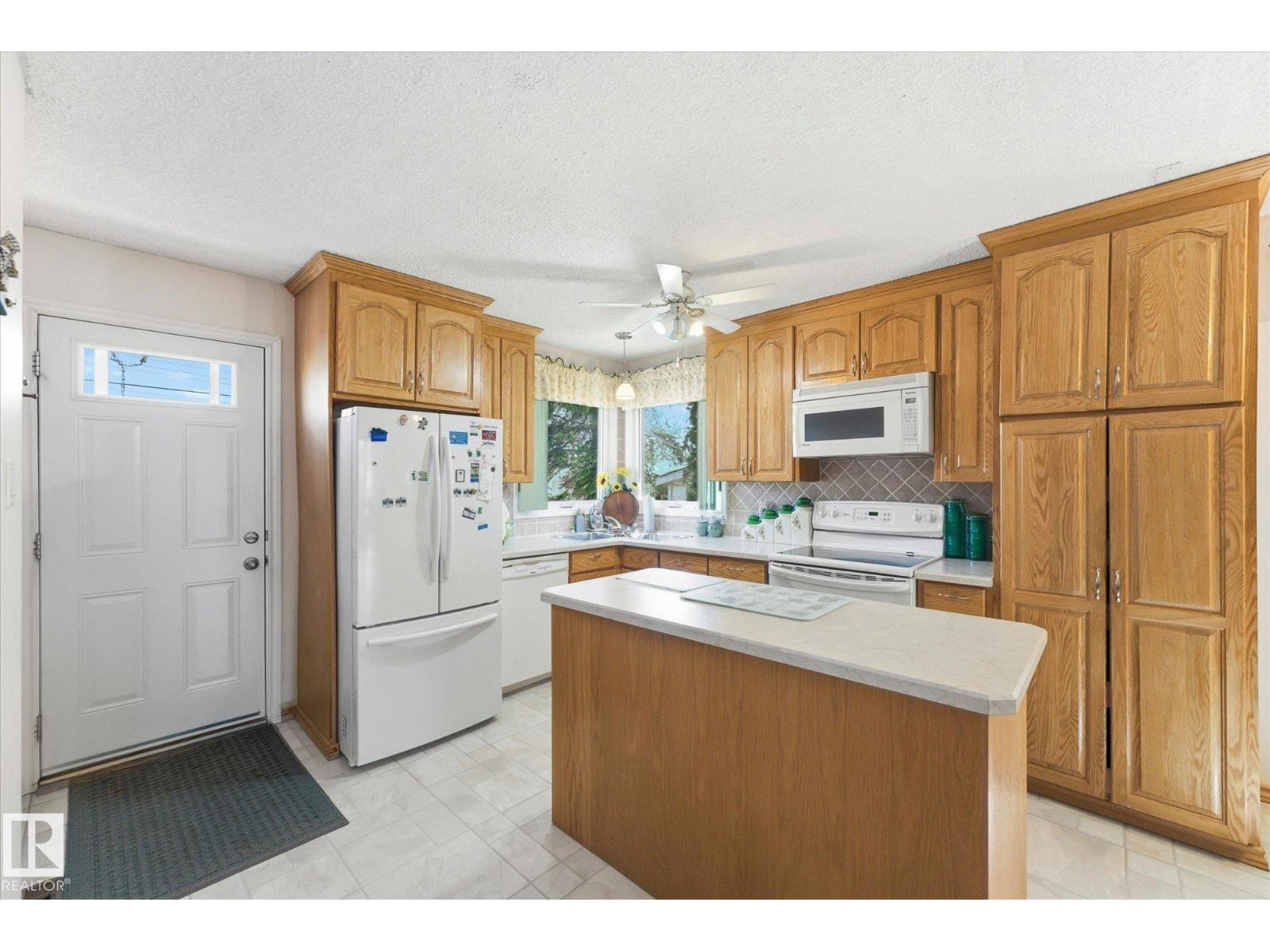 5415 48 St, Stony Plain, Alberta  T7Z 1E3 - Photo 4 - E4483501